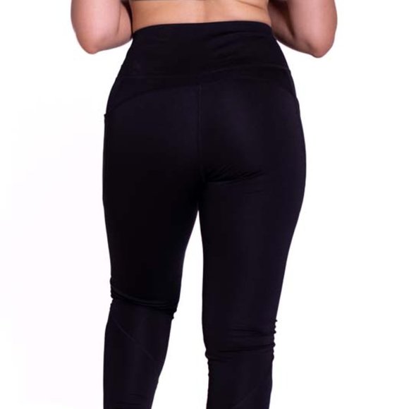 High-Waisted Black Yoga Leggings - Picture 4 of 4